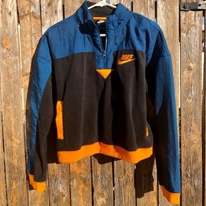 Nike cropped jacket